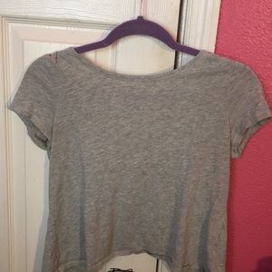 Gray bow back shirt
